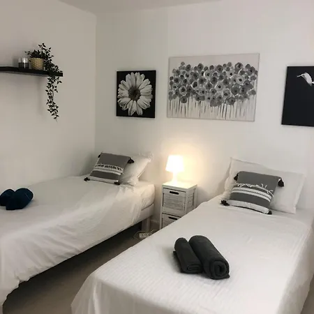 Maxima Sunset Golf 3 דירה *