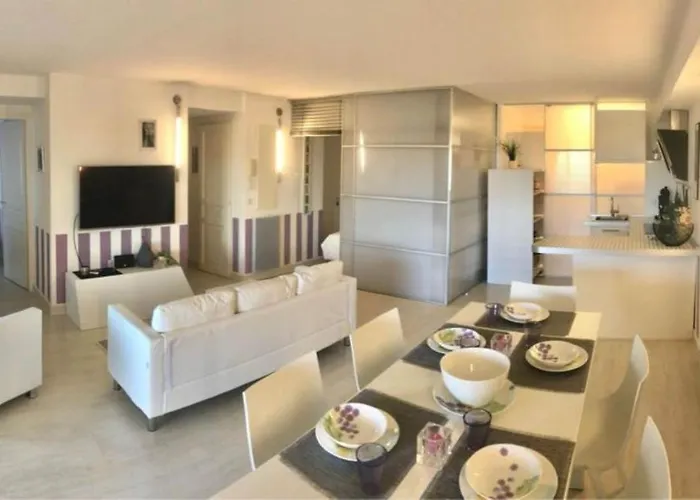 Maxima Sunset Golf 3 شقة